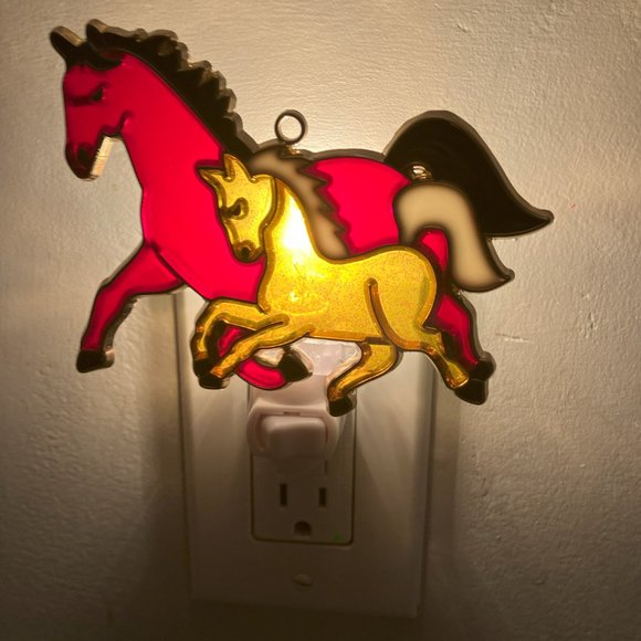 HORSES NIGHT LIGHT - Picture 2 of 2